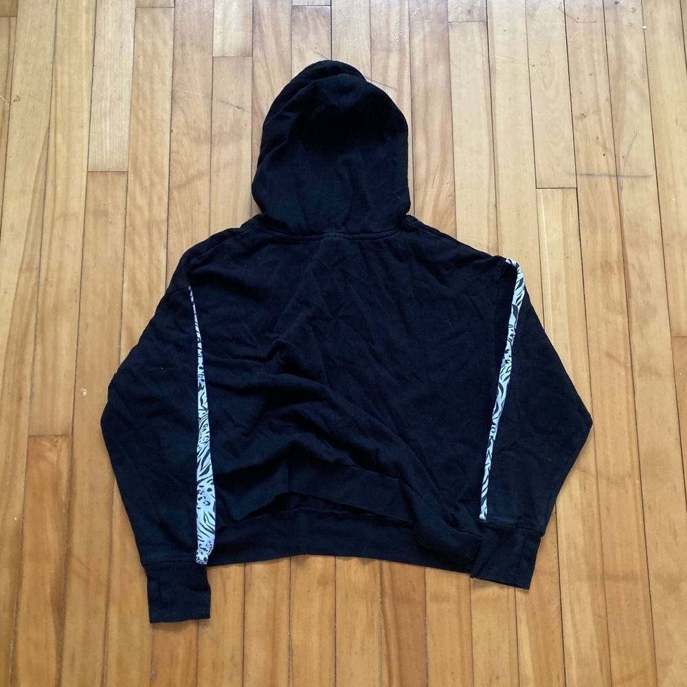 Juicy Couture Sport Black Hoodie Animal Print Sleeve Stripes Crown Size Medium - Picture 6 of 7